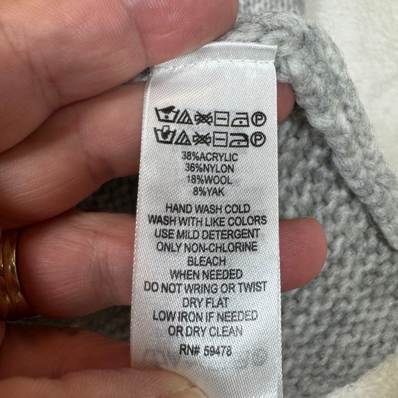 Nanette Lepore Sweater Womens Size Medium Grey Knit Turtleneck Cozy Yak - Picture 3 of 7